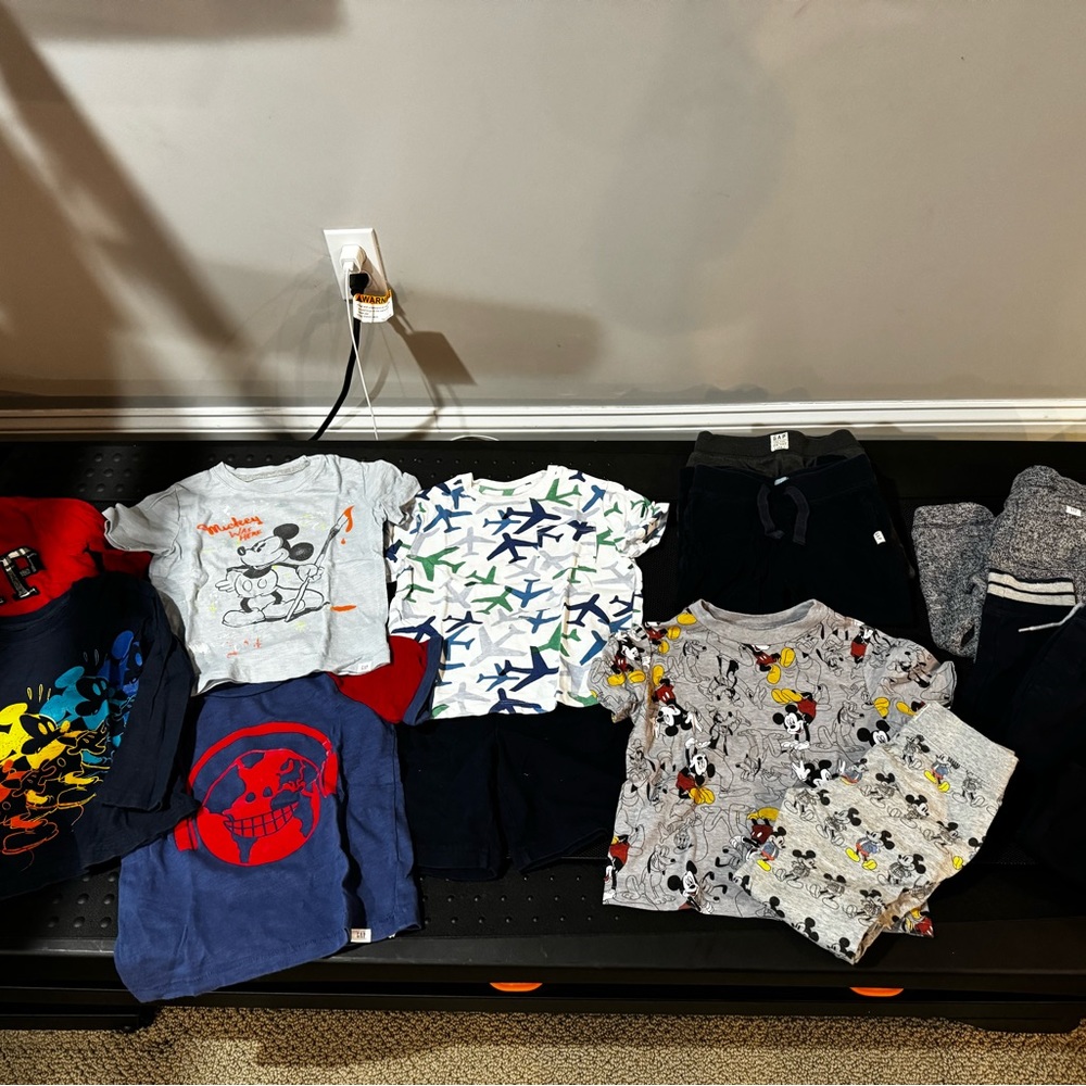 GAP boys clothes